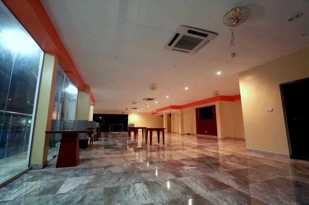 Tivoli Hotel Seafront Ikoyi Aliayabiagba Exterior photo